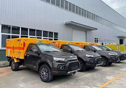 西宁爆破器材运输车-保障安全与效率的关键