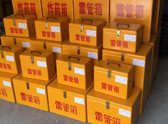 西宁玻璃钢雷管箱的使用寿命一般是多少？